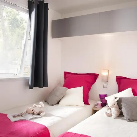 & Cap Soleil 4* فيا